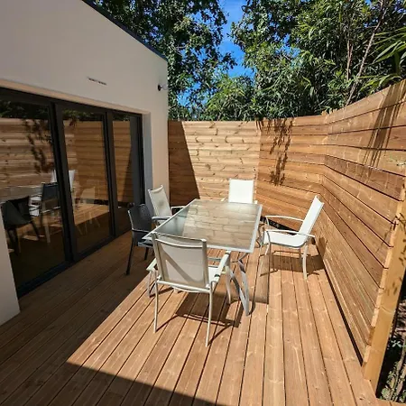 New 3 Bedroom With Villa Labenne