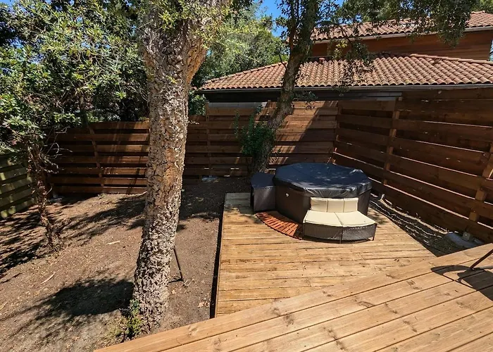 Villa New 3 Bedroom With *